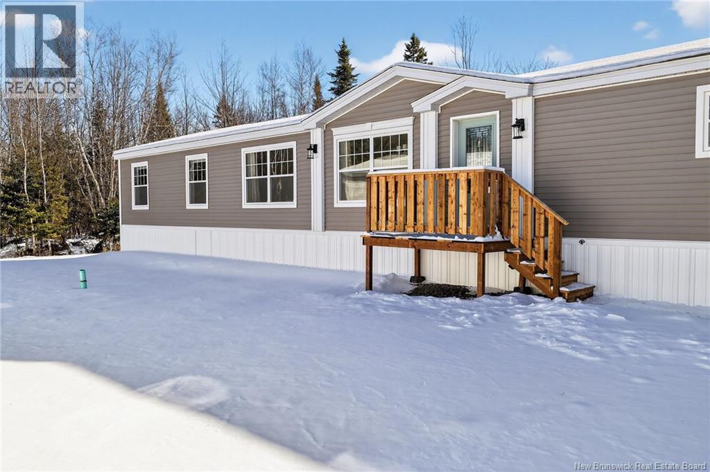 86 River East Drive, Riverview, New Brunswick  E1B 4Y3 - Photo 2 - NB133115