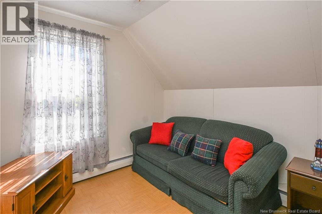 351 Saint-Pierre E. Boulevard, Caraquet, New Brunswick  E1W 1B4 - Photo 33 - NB133222