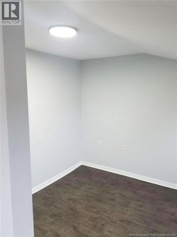 292 Parc Ouest Street, Beresford, New Brunswick  E8K 2E8 - Photo 14 - NB133125