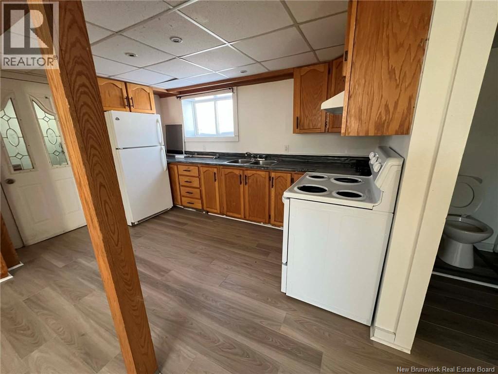 292 Parc Ouest Street, Beresford, New Brunswick  E8K 2E8 - Photo 29 - NB133125