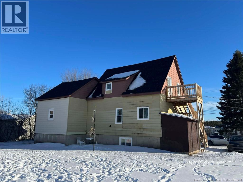 292 Parc Ouest Street, Beresford, New Brunswick  E8K 2E8 - Photo 33 - NB133125