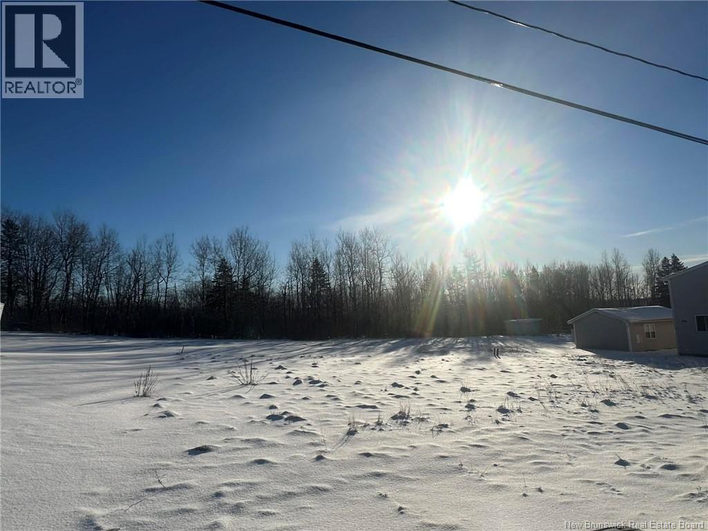 58 Gorveatte Street, Dieppe, New Brunswick  E1A 2E4 - Photo 2 - NB133307