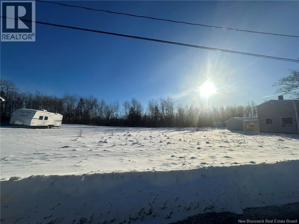 58 Gorveatte Street, Dieppe, New Brunswick  E1A 2E4 - Photo 3 - NB133307