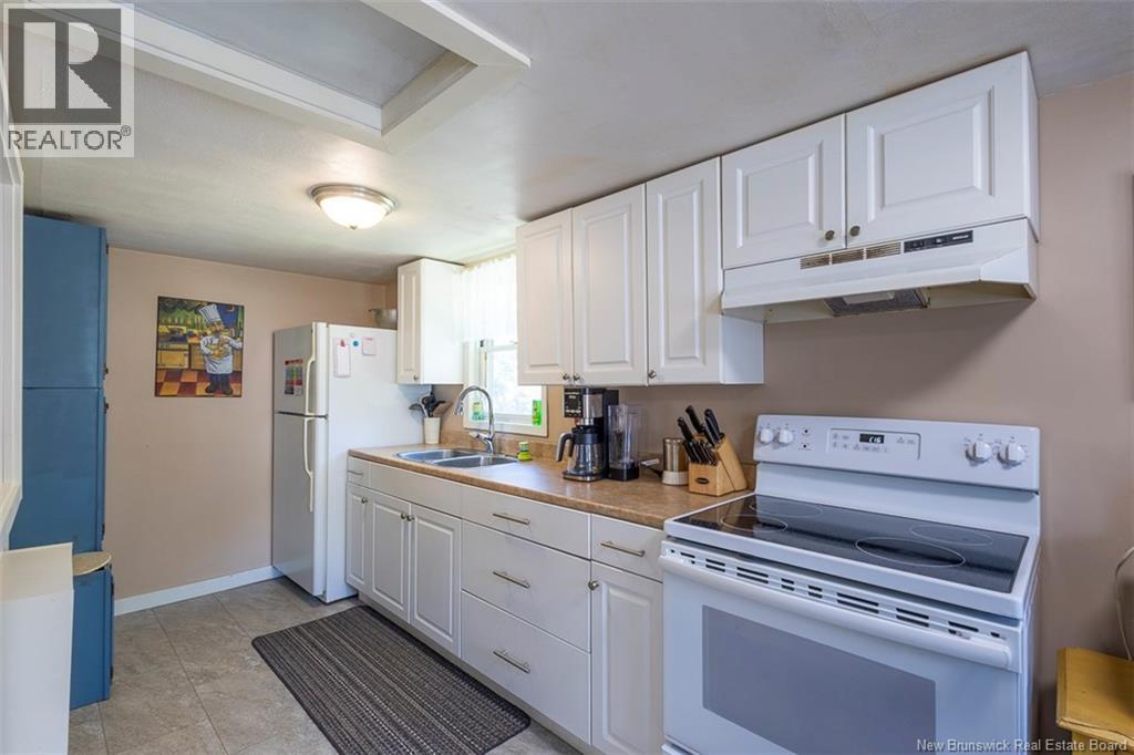51 First Avenue, Pointe-Du-Chêne, New Brunswick  E4P 4E8 - Photo 8 - NB133288