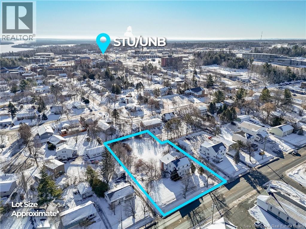 838 Regent Street, Fredericton, New Brunswick E3B 3Y4 - Photo 2 - NB133274