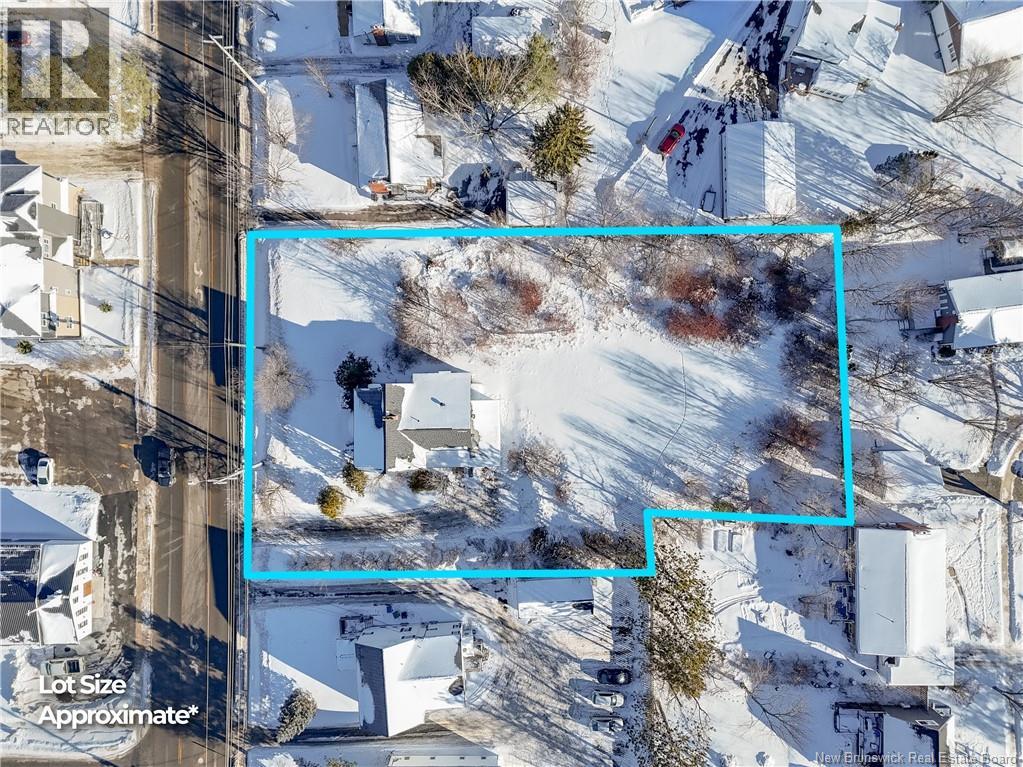 838 Regent Street, Fredericton, New Brunswick E3B 3Y4 - Photo 3 - NB133274