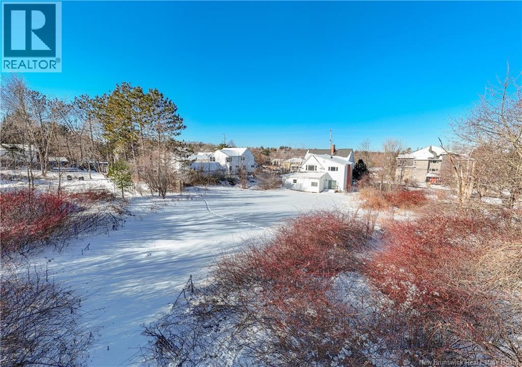 838 Regent Street, Fredericton, New Brunswick E3B 3Y4 - Photo 7 - NB133274