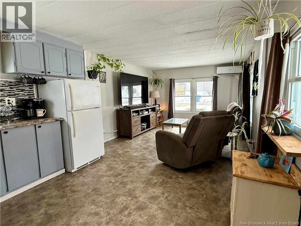 12 Chestnut Street, Woodstock, New Brunswick  E7M 1K3 - Photo 12 - NB133417