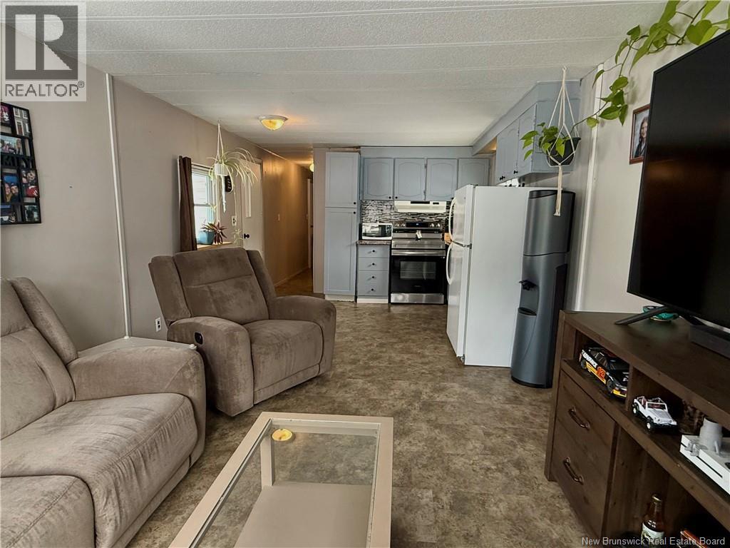 12 Chestnut Street, Woodstock, New Brunswick  E7M 1K3 - Photo 18 - NB133417