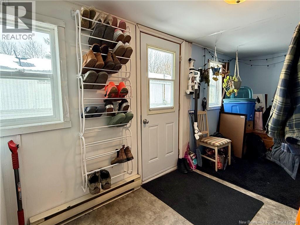 12 Chestnut Street, Woodstock, New Brunswick  E7M 1K3 - Photo 4 - NB133417