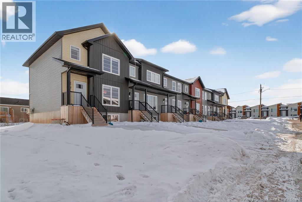 412-424 Damien Street, Dieppe, New Brunswick E1A 9C3 - Photo 3 - NB133427