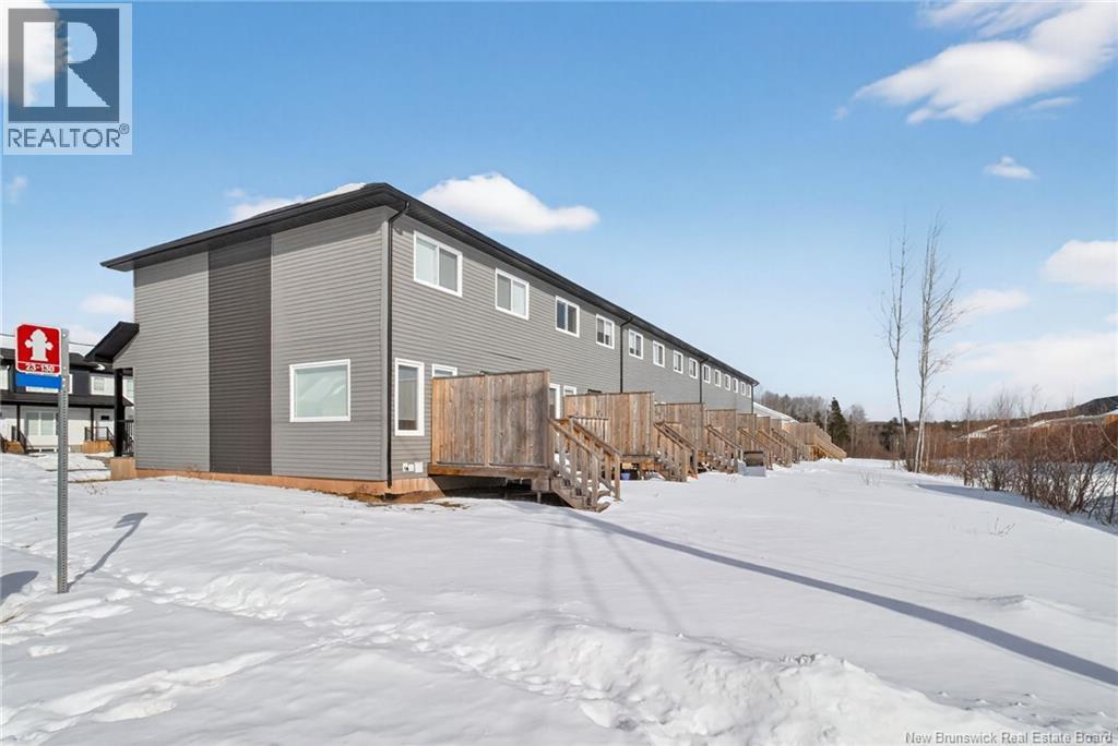 412-424 Damien Street, Dieppe, New Brunswick E1A 9C3 - Photo 4 - NB133427