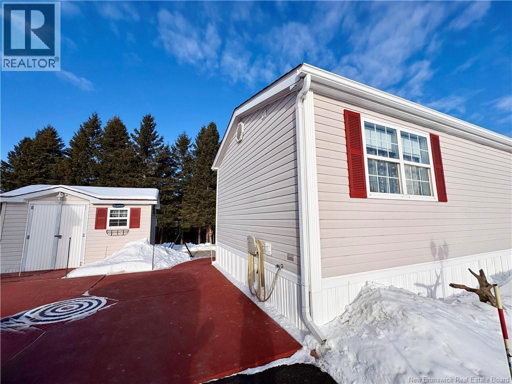 130 Nepisiguit, Dieppe, New Brunswick  E1A 7N1 - Photo 23 - NB133450