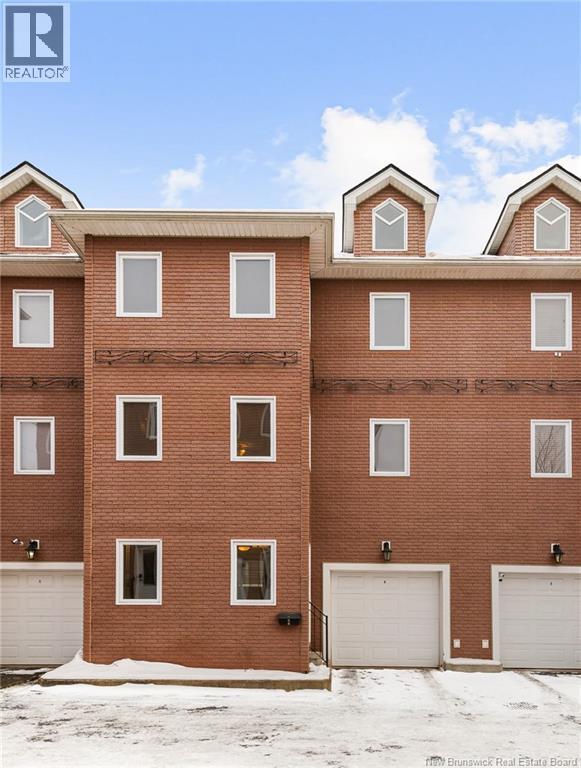 150 Alma Unit# 2, Moncton, New Brunswick  E1C 4Y7 - Photo 2 - NB133462