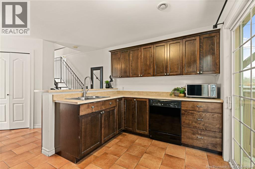 150 Alma Unit# 2, Moncton, New Brunswick  E1C 4Y7 - Photo 8 - NB133462
