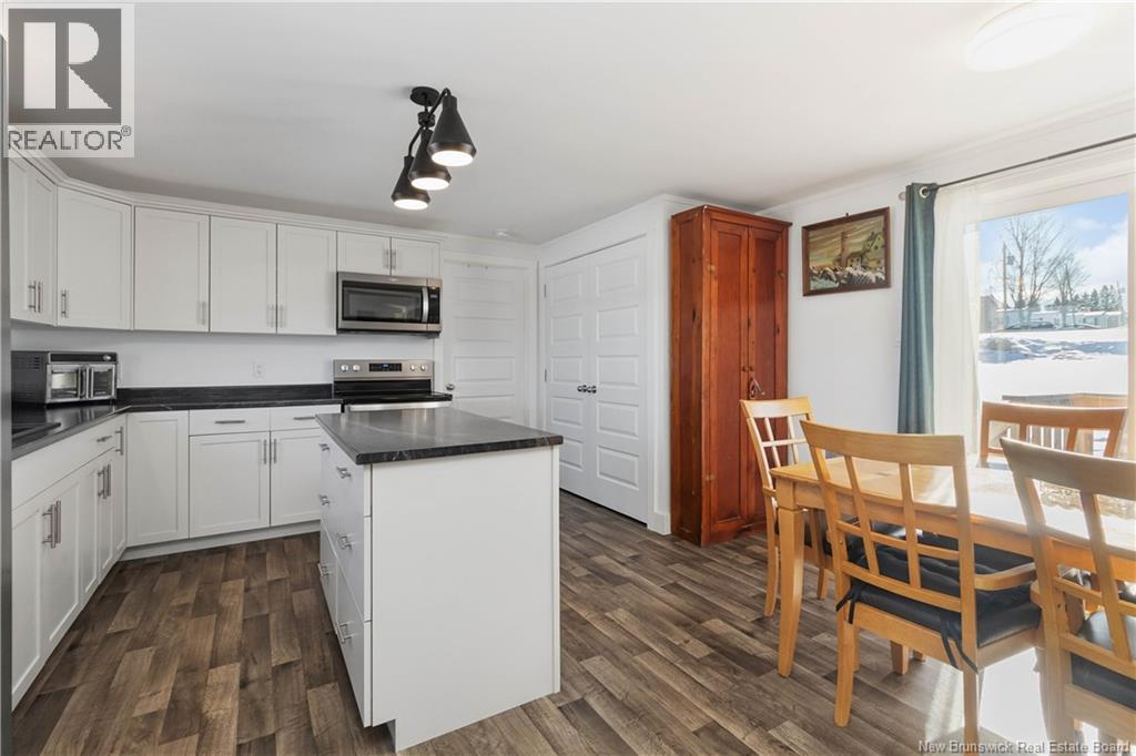 61 Moss Lane, Riverview, New Brunswick  E1B 5A9 - Photo 4 - NB133486