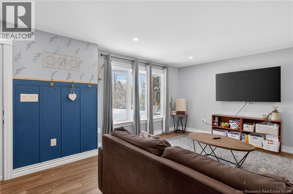11 Amber Ridge Court, Berry Mills, New Brunswick  E1G 5R3 - Photo 2 - NB133612