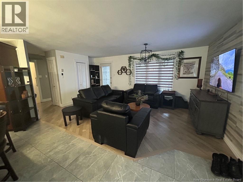 505 Rue Breau, Tracadie, New Brunswick  E1X 1E3 - Photo 8 - NB133872