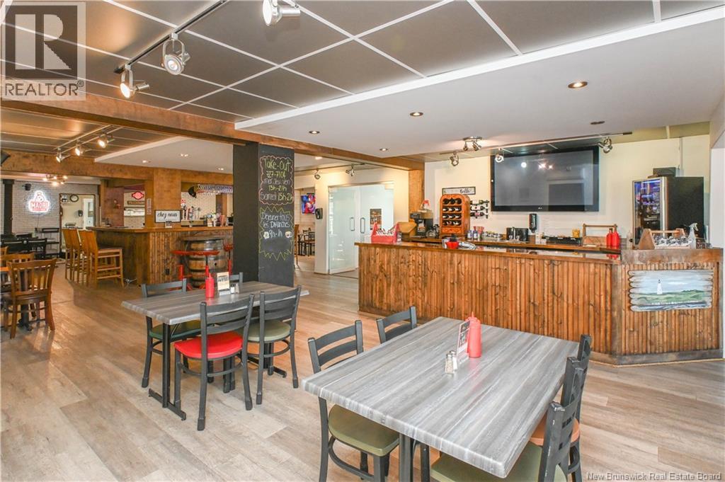 118 Saint-Pierre O. Boulevard, Caraquet, New Brunswick  E1W 1B6 - Photo 10 - NB133876