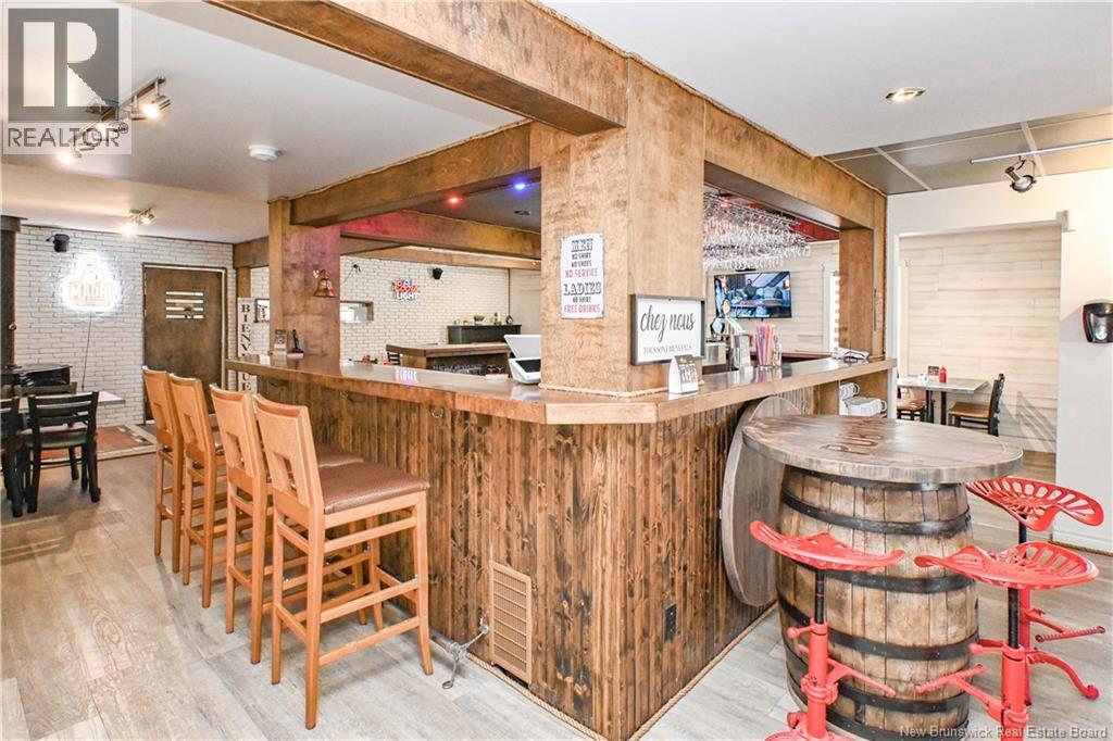 118 Saint-Pierre O. Boulevard, Caraquet, New Brunswick  E1W 1B6 - Photo 21 - NB133876