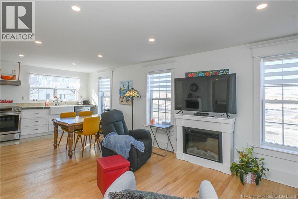 118 Saint-Pierre O. Boulevard, Caraquet, New Brunswick  E1W 1B6 - Photo 35 - NB133876