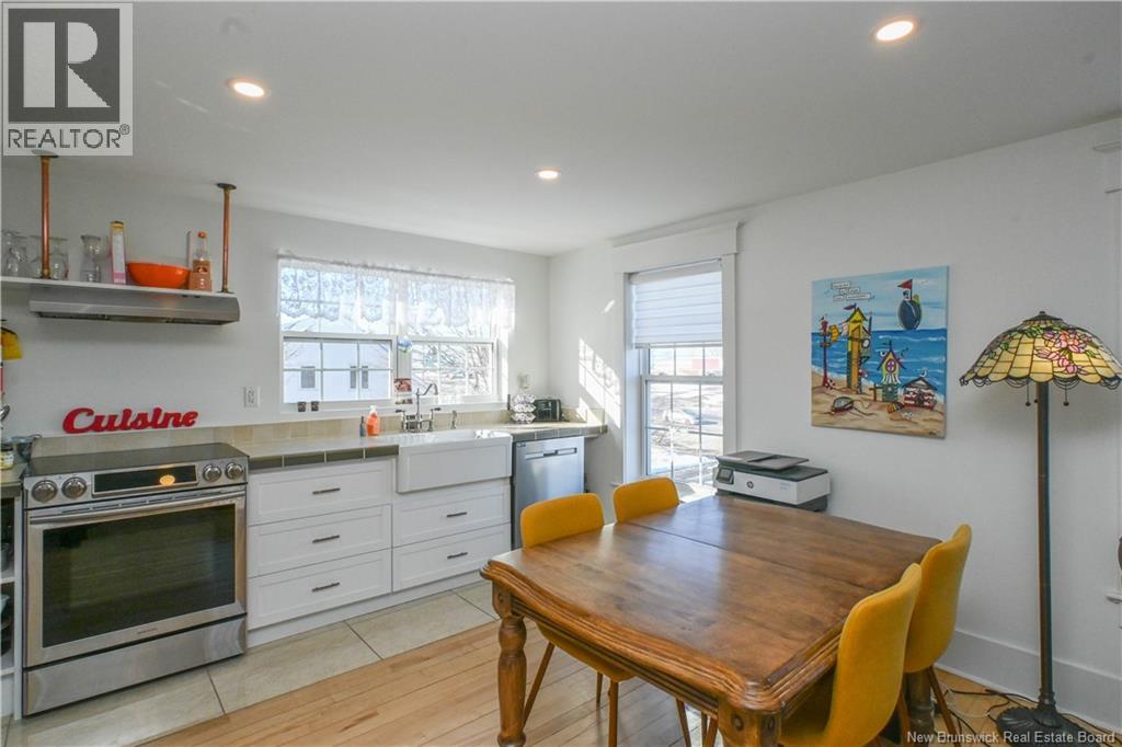 118 Saint-Pierre O. Boulevard, Caraquet, New Brunswick  E1W 1B6 - Photo 37 - NB133876