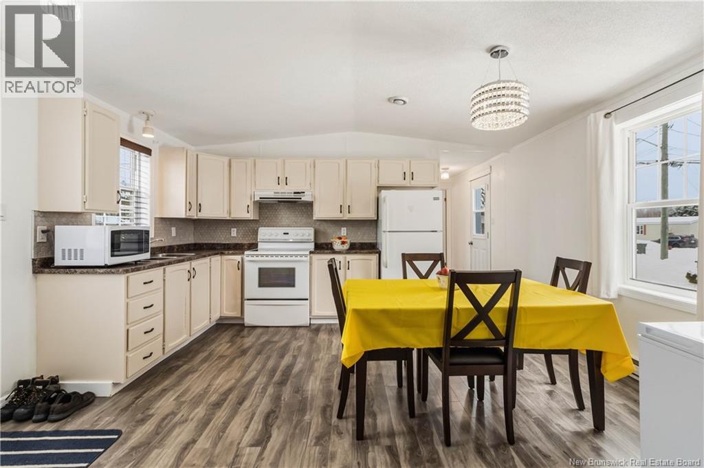 50 Andre Drive, Dieppe, New Brunswick  E1A 7C3 - Photo 9 - NB133667