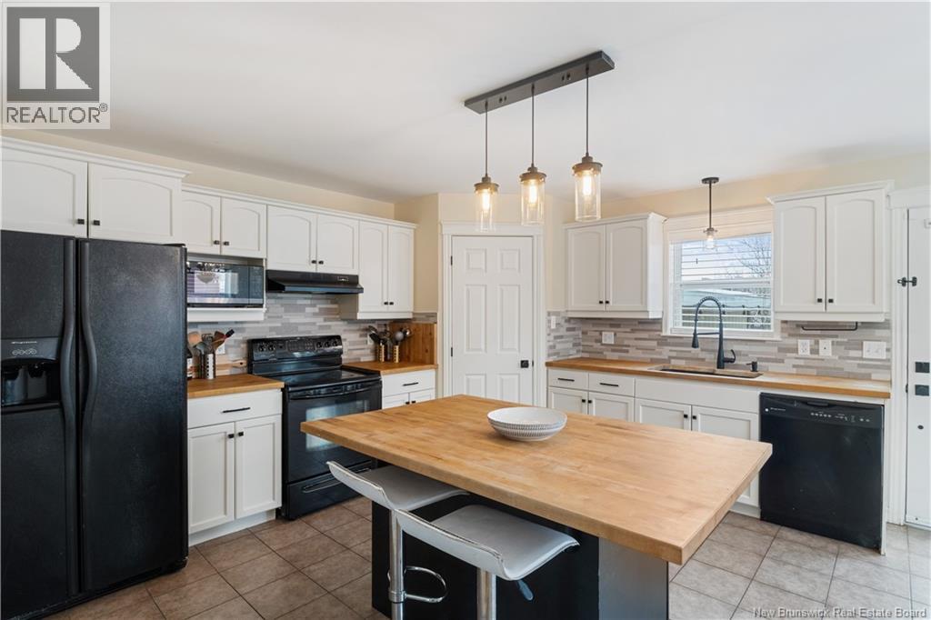 919 Mapleton Road, Moncton, New Brunswick  E1G 2K6 - Photo 7 - NB133824