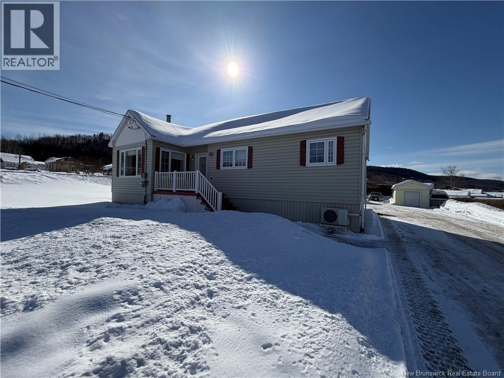 50 D'anjac Street, Atholville, New Brunswick  E3N 3V9 - Photo 2 - NB133811