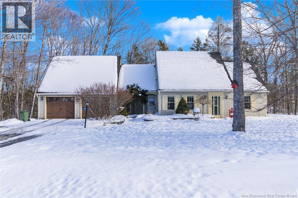 74 Highfield Road, Douglas, New Brunswick  E3A 7P4 - Photo 1 - NB133883