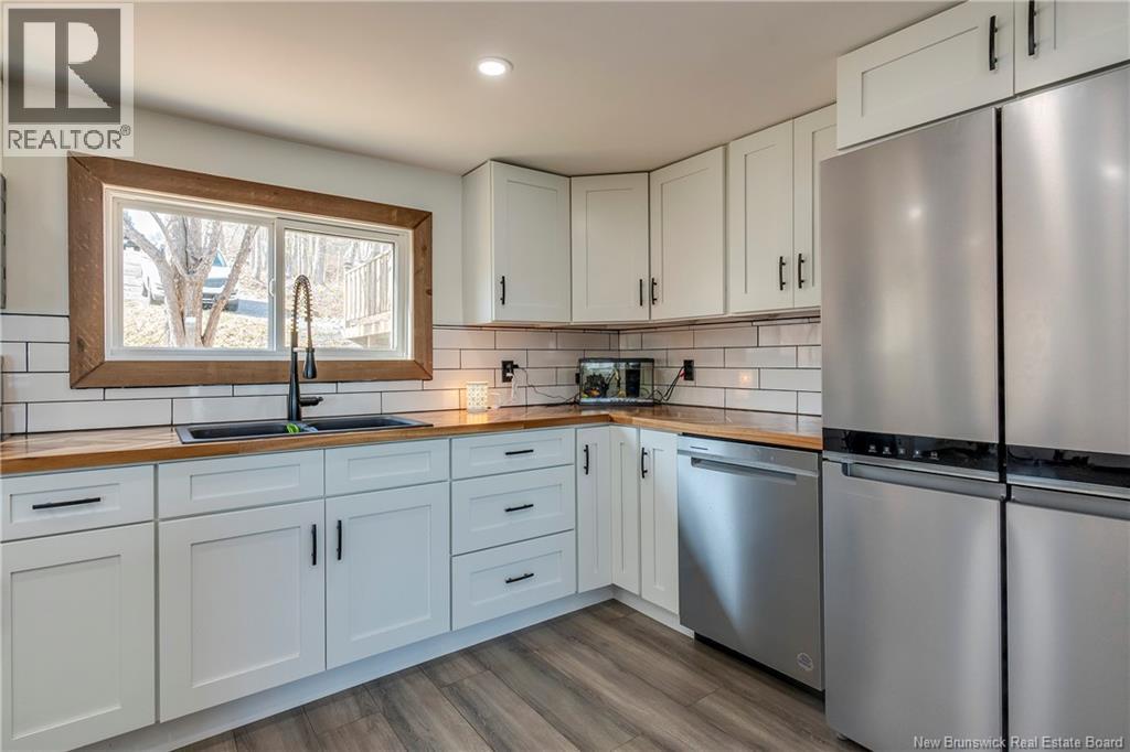 8980 Route 102, Grand Bay-Westfield, New Brunswick  E2M 7B6 - Photo 9 - NB133995