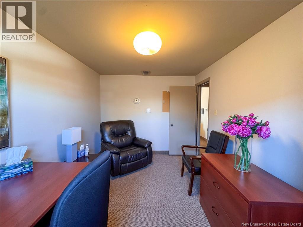 661 Mountain Road, Moncton, New Brunswick  E1C 2P4 - Photo 34 - NB133999