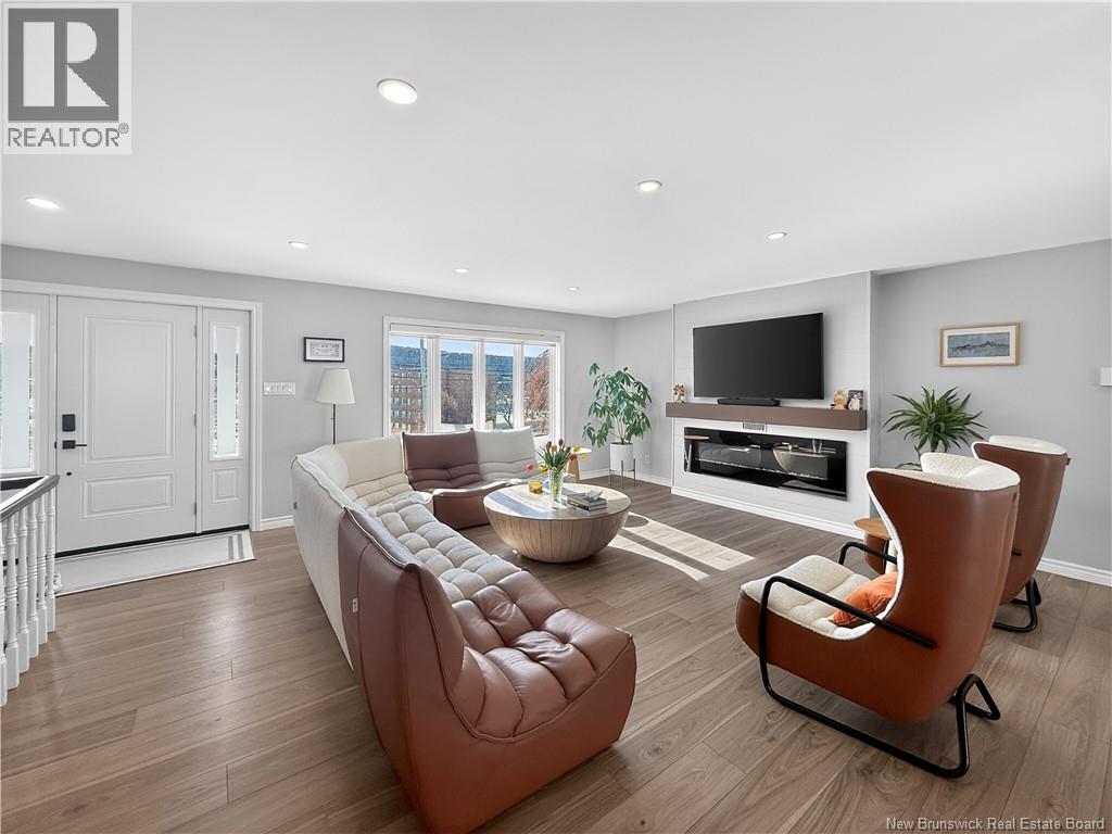 82 Matheson Street, Campbellton, New Brunswick  E3N 1N5 - Photo 2 - NB134018