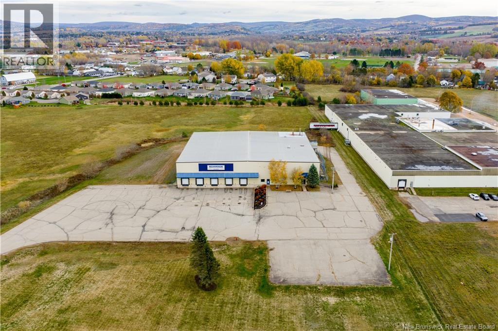 195 Stewart Avenue, Sussex, New Brunswick  E4E 2G1 - Photo 3 - NB134249