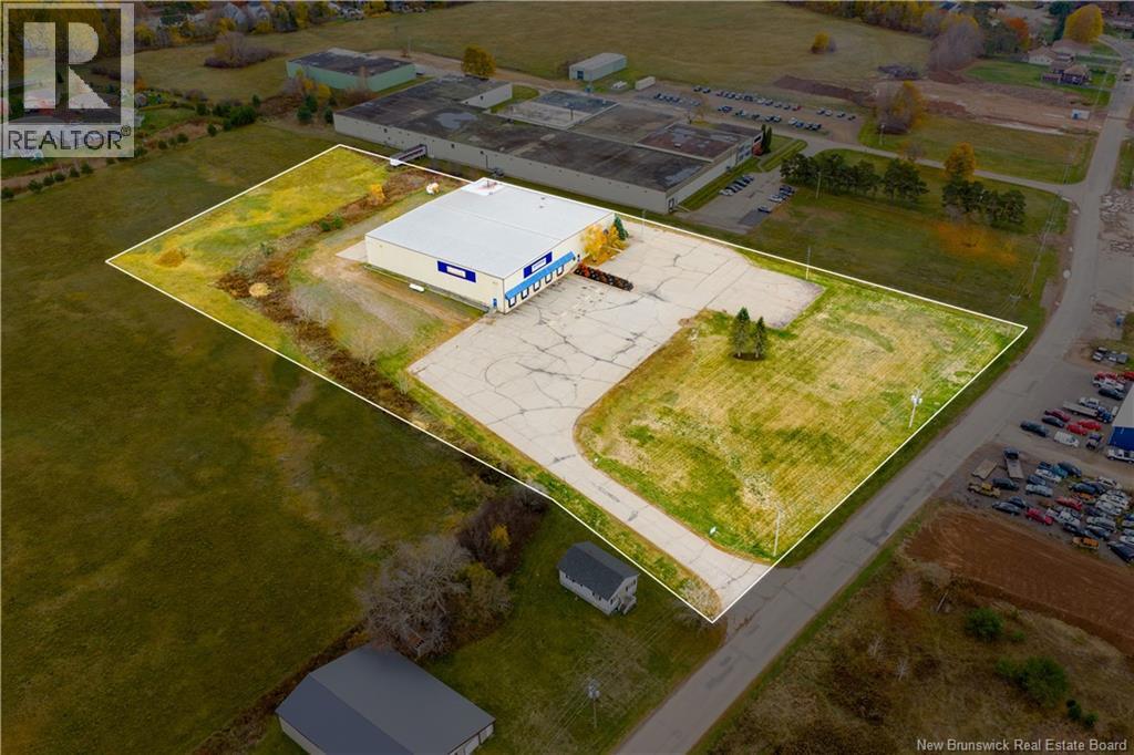 195 Stewart Avenue, Sussex, New Brunswick  E4E 2G1 - Photo 5 - NB134249