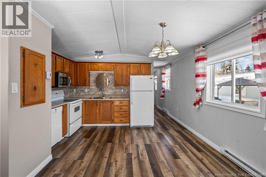 240 Birchgrove, Beresford, New Brunswick  E8K 1G7 - Photo 9 - NB134262