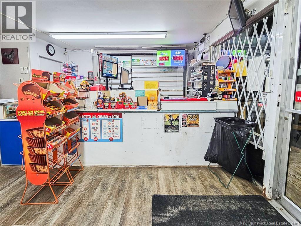 126 Vail Street, Moncton, New Brunswick  E1A 3L4 - Photo 2 - NB134287
