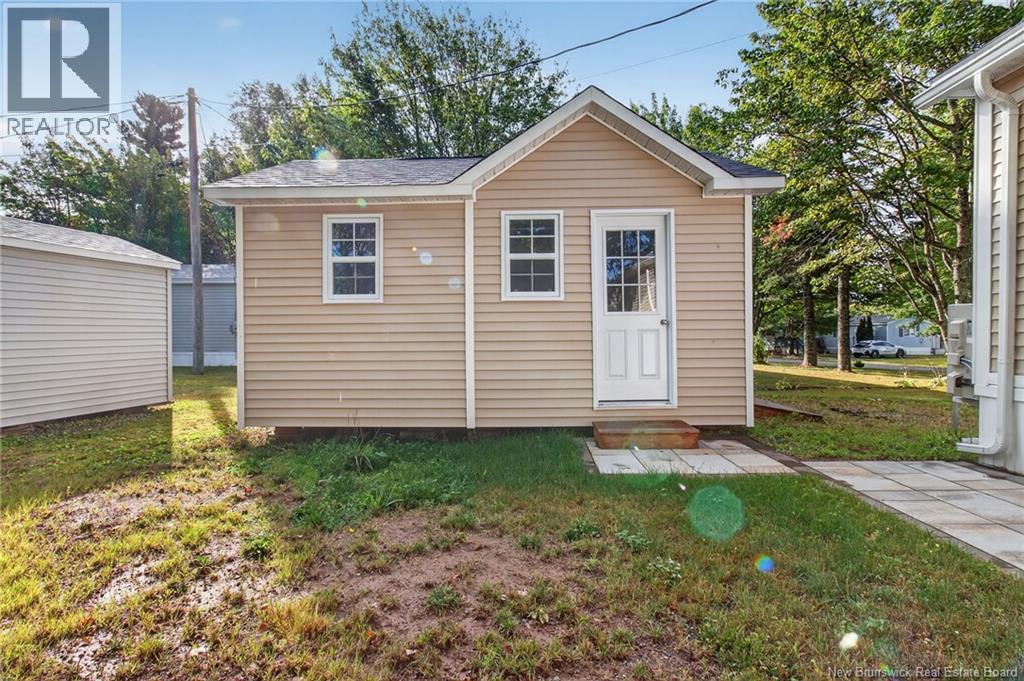 2 Larchwood Street, Moncton, New Brunswick E1H 2Y2 - Photo 31 - NB133654