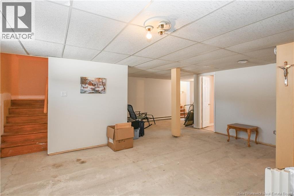 63 Parisé Street, Caraquet, New Brunswick  E1W 1B6 - Photo 27 - NB134399