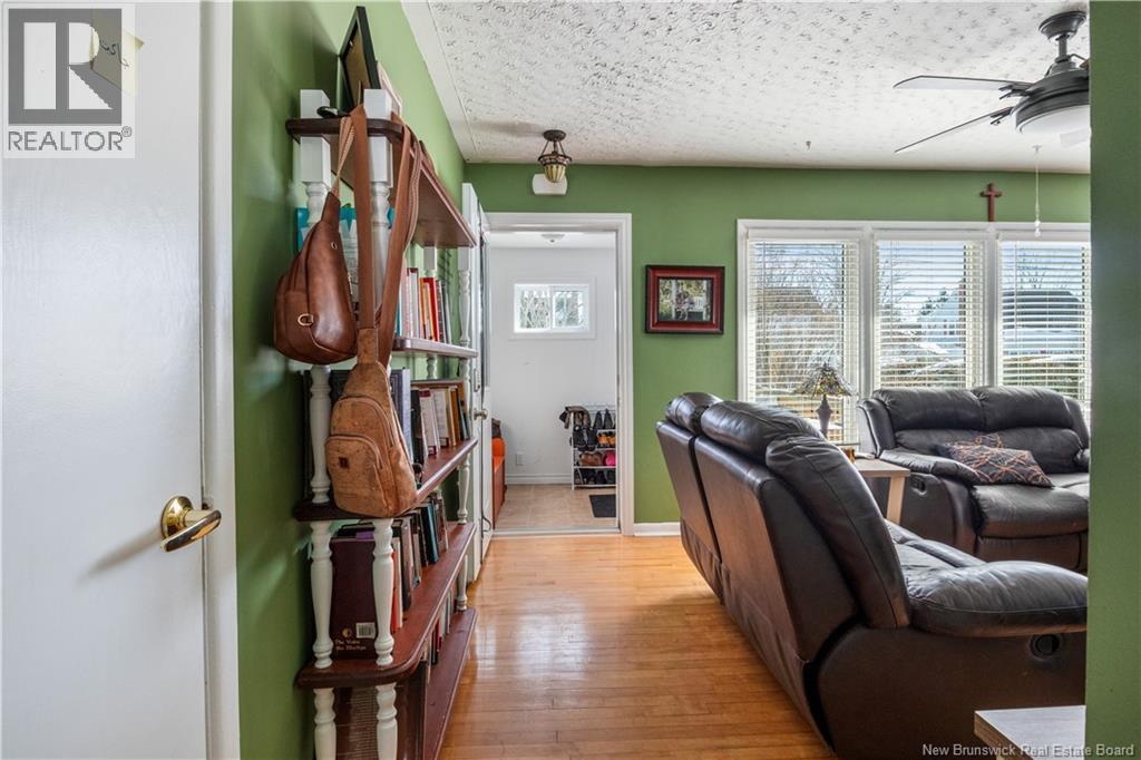 12 Kilburn, Moncton, New Brunswick  E1A 3N6 - Photo 6 - NB134295