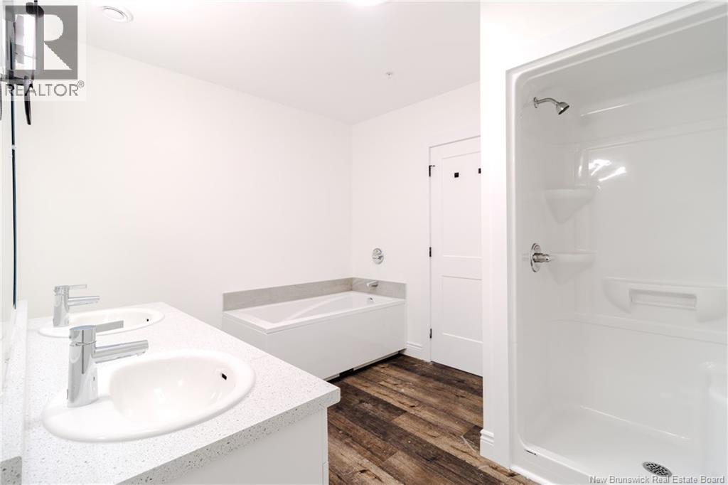 975 Brookside Drive, Fredericton, New Brunswick  E3G 8T9 - Photo 23 - NB134379