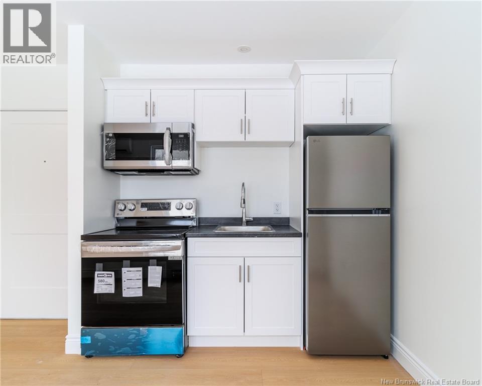 975 Brookside Drive, Fredericton, New Brunswick  E3G 8T9 - Photo 7 - NB134379