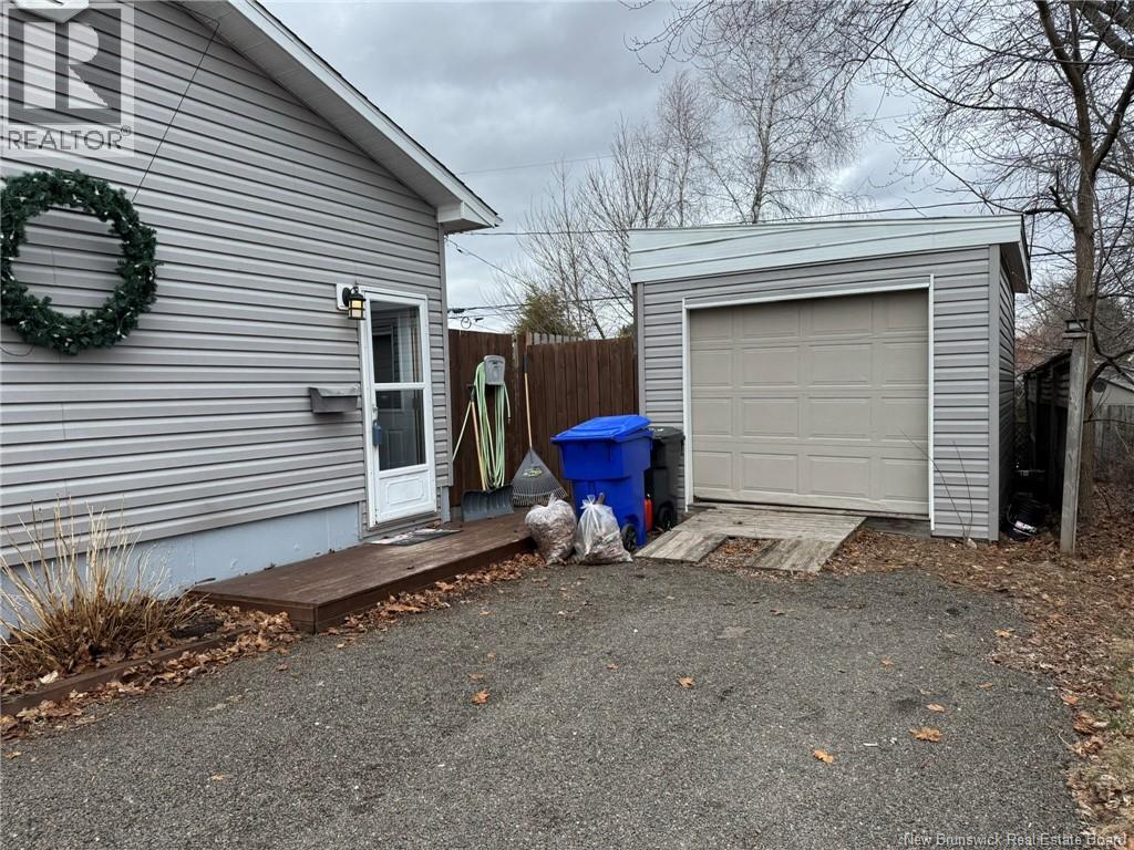 44 Lansdowne Court, Riverview, New Brunswick  E1B 3E3 - Photo 5 - NB134372