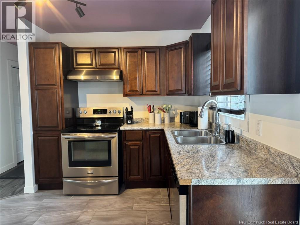44 Lansdowne Court, Riverview, New Brunswick  E1B 3E3 - Photo 6 - NB134372