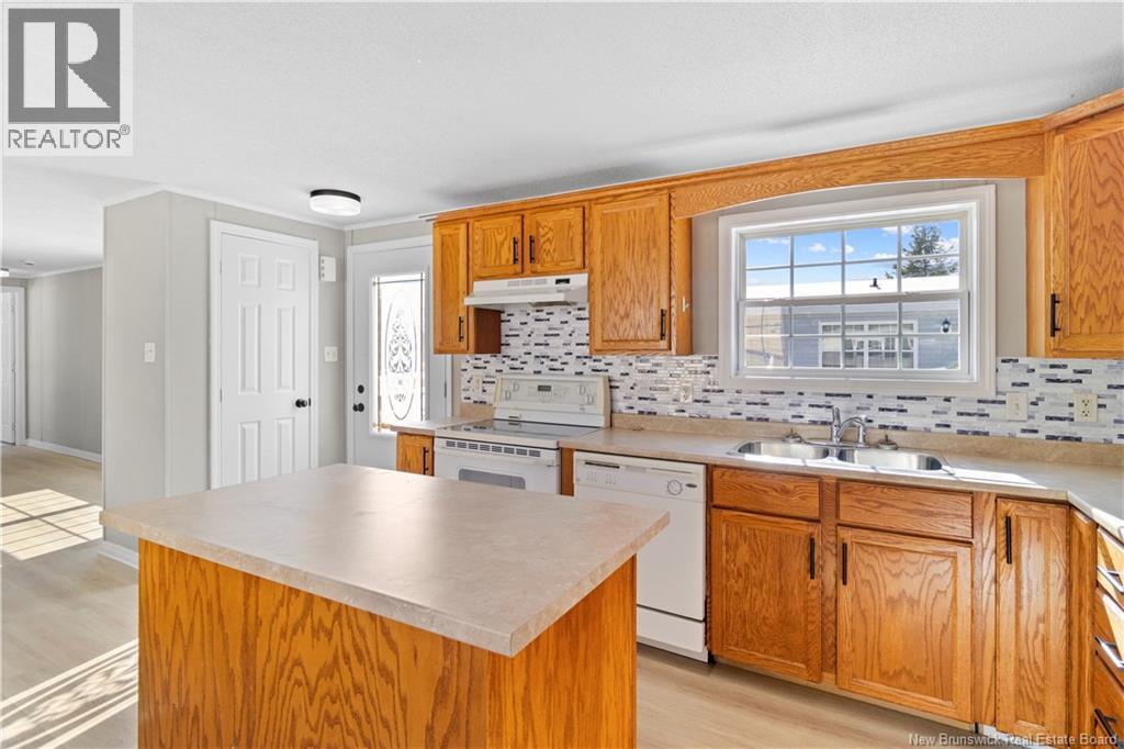 95 Northwood Street, Fredericton, New Brunswick  E3B 6B4 - Photo 8 - NB134463