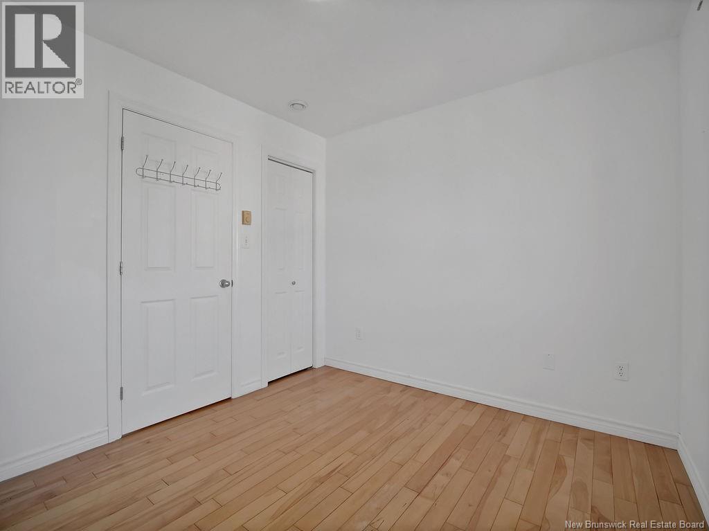 60 Christopher, Moncton, New Brunswick  E1G 0A5 - Photo 17 - NB134517