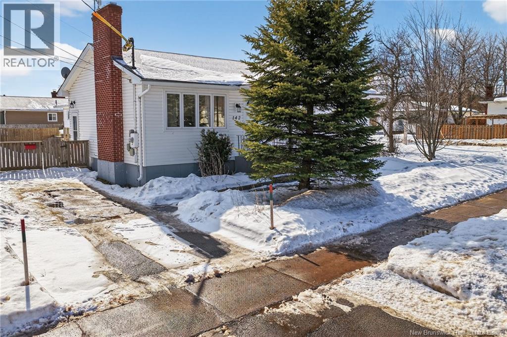 142 Crandall, Moncton, New Brunswick  E1C 4E3 - Photo 3 - NB134546