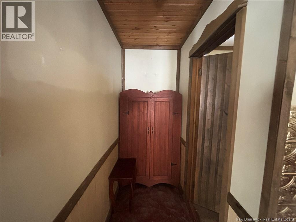 560 Cd Rue Principale, Beresford, New Brunswick E8K 2A8 - Photo 14 - NB134534