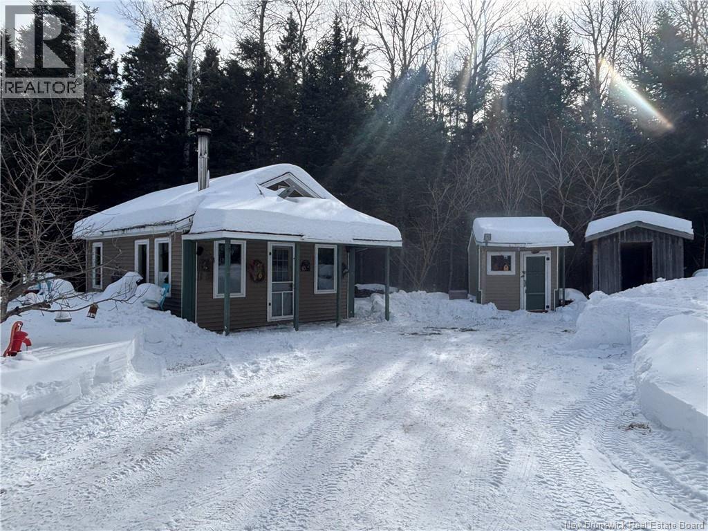 560 Cd Rue Principale, Beresford, New Brunswick E8K 2A8 - Photo 5 - NB134534