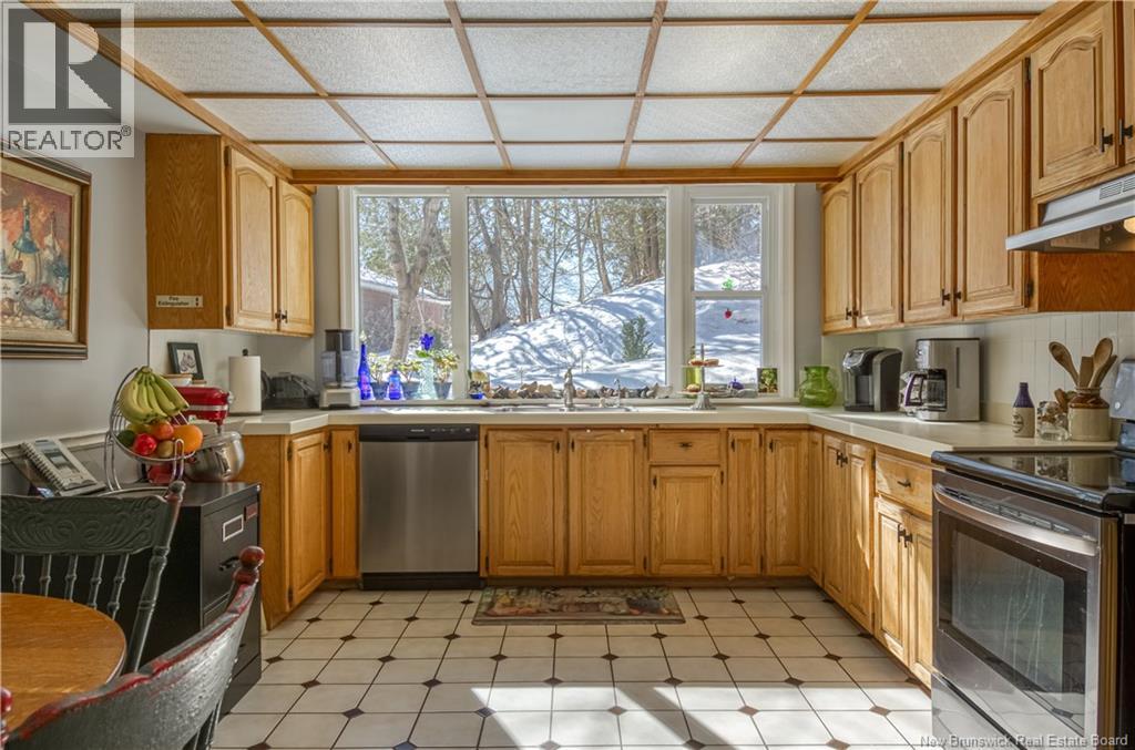 360 Young Street, Saint John, New Brunswick  E2M 2T8 - Photo 15 - NB134285